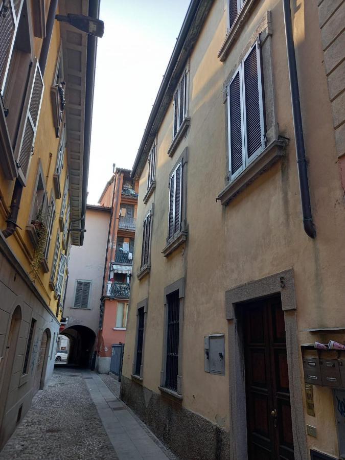 Suite Apartment San Lazzaro ベルガモ エクステリア 写真