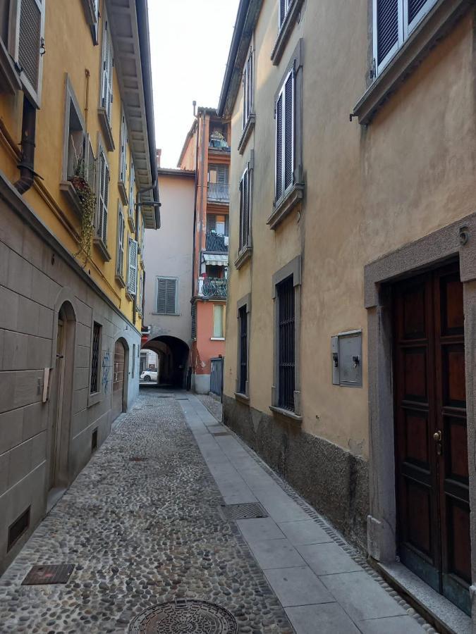 Suite Apartment San Lazzaro ベルガモ エクステリア 写真